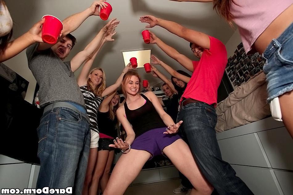 15P Drunk amateur college teen freshmen have group sex at dorm party