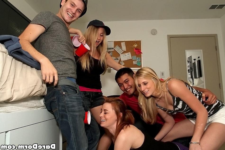 15P Drunk amateur college teen freshmen have group sex at dorm party