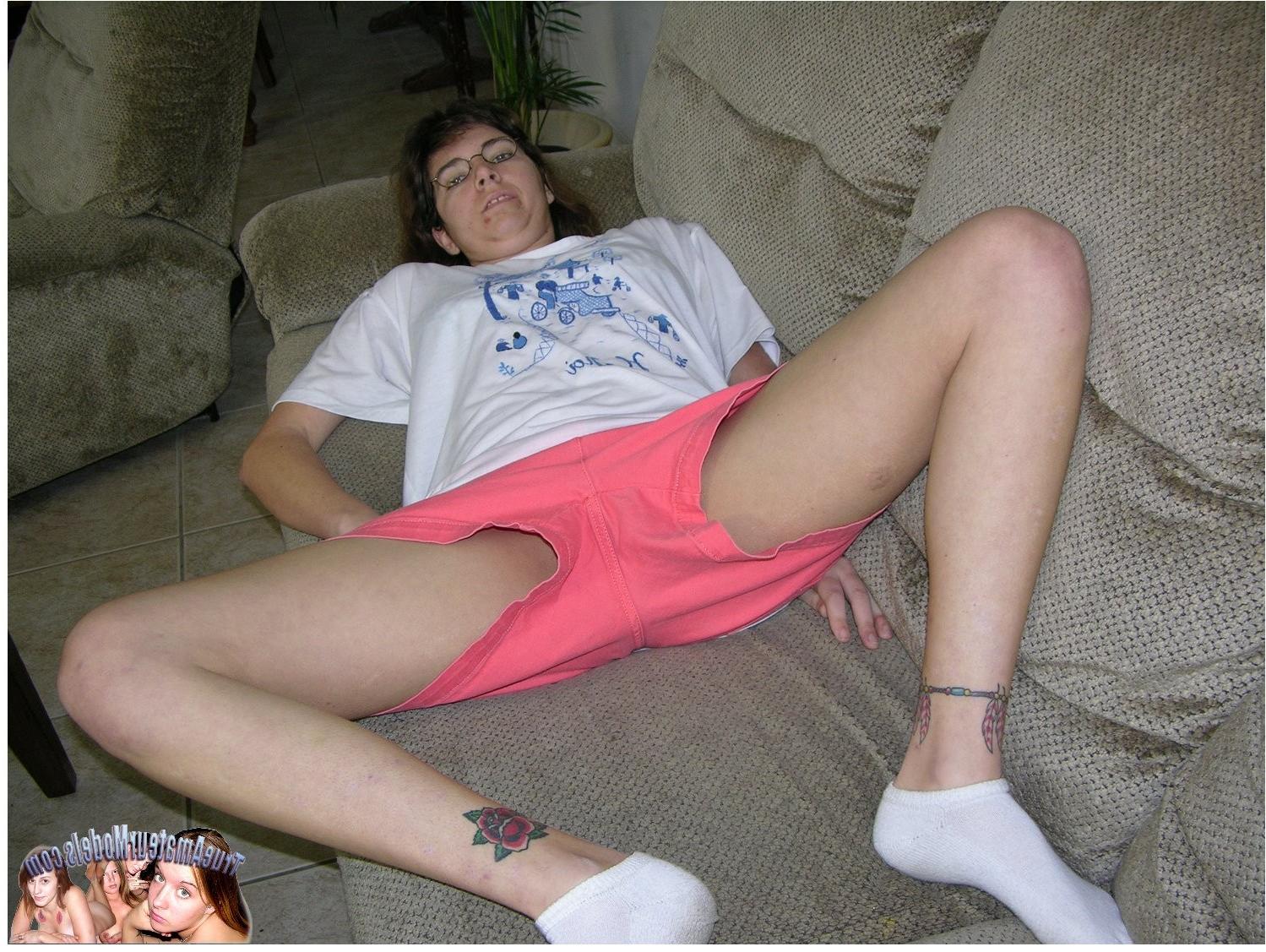 10P Mature Amateur Librarian Woman Spreads Pussy And Hairy Butthole