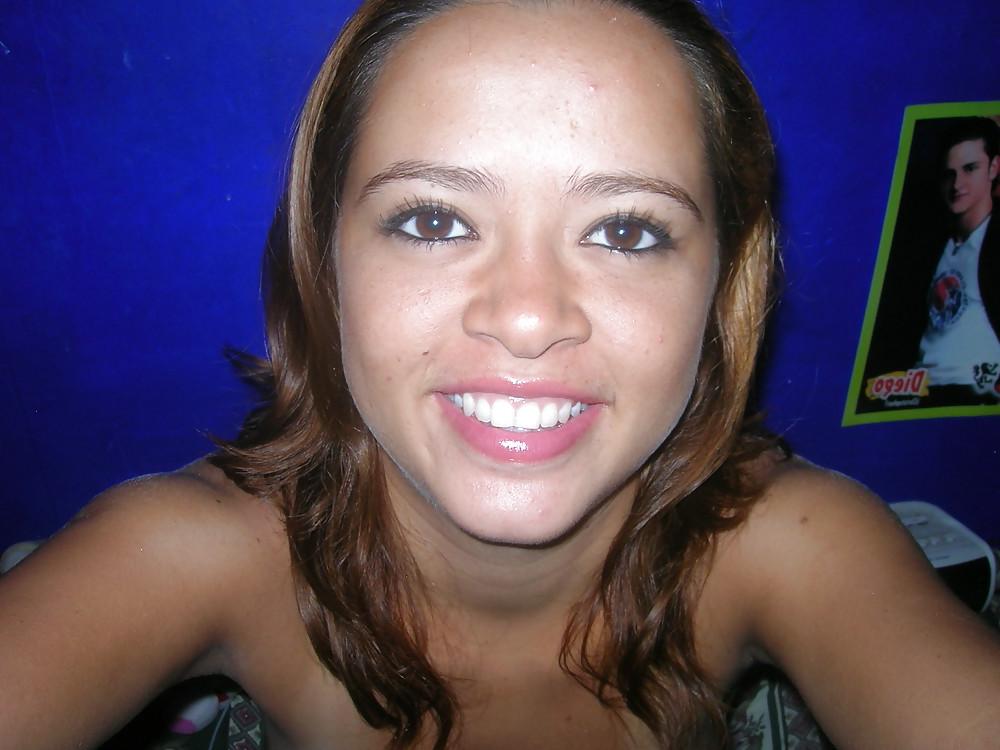 25P Lovely Latin Teen Yayi's Nice Natural Tits