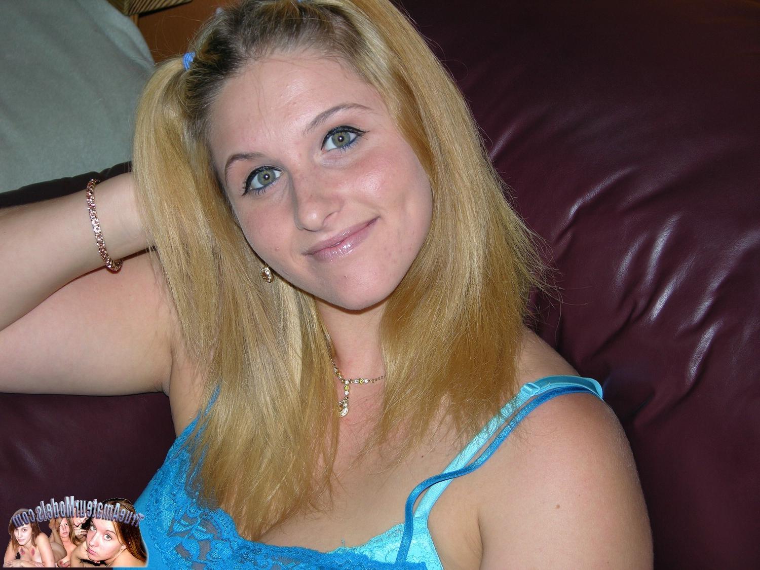 10P Big Breasted Blonde Amateur Girl - Raina