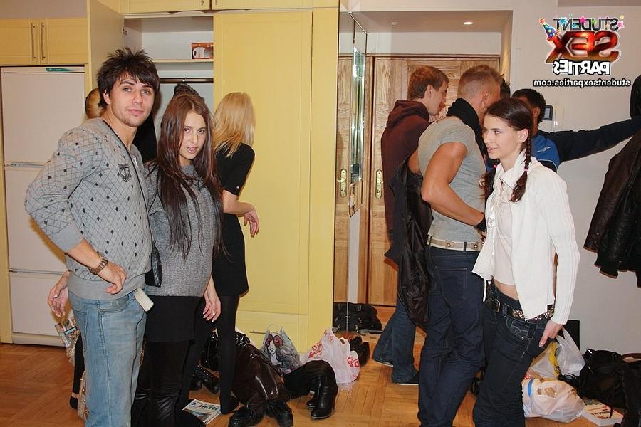 8P Blonde cutie seduced at college party