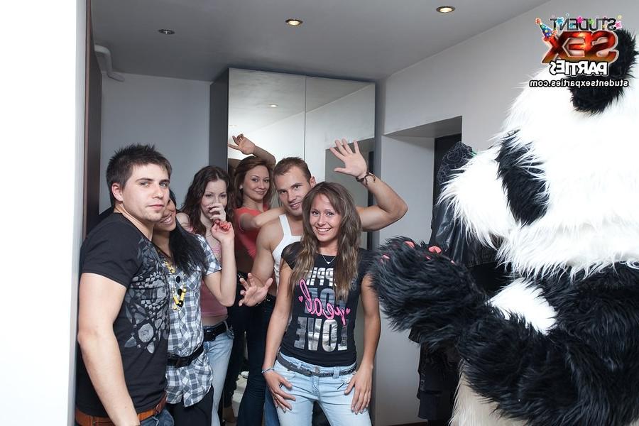 8P Crazy group orgy with filthy college chicks