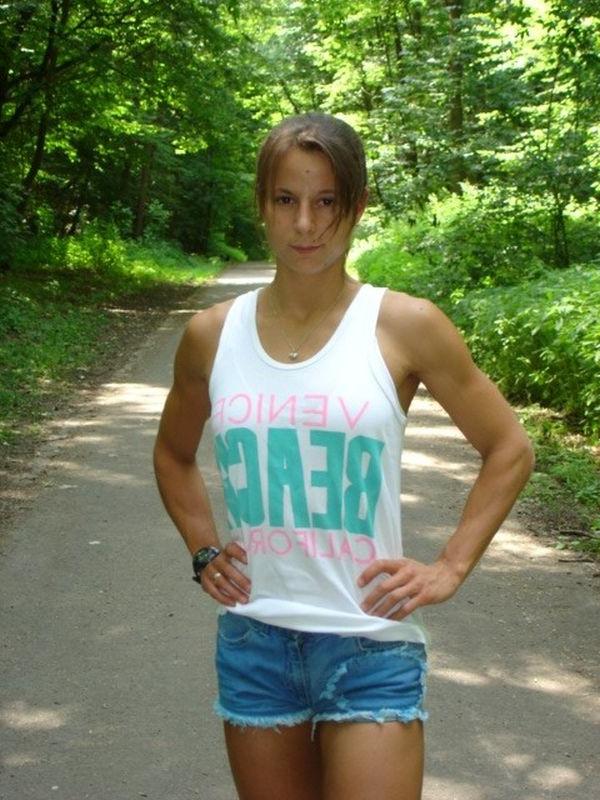 15P Sexy teen playing in sexy wet t-shirt