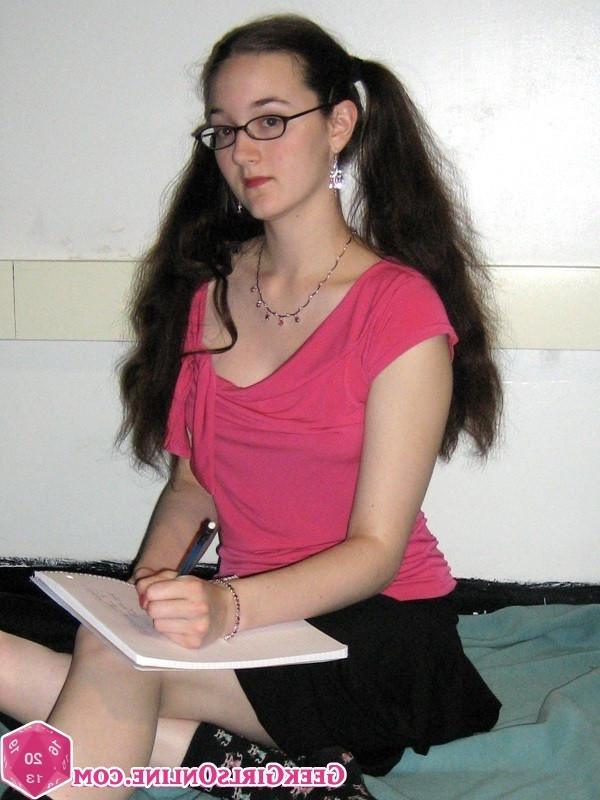 15P Hot nerdy geek girl