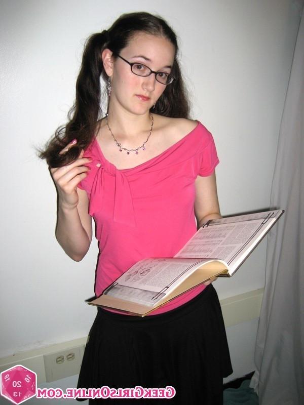 15P Hot nerdy geek girl