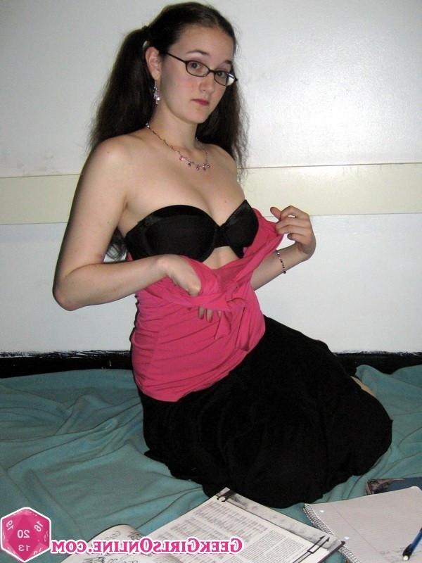 15P Hot nerdy geek girl