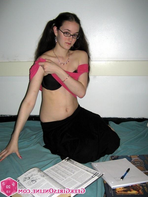 15P Hot nerdy geek girl