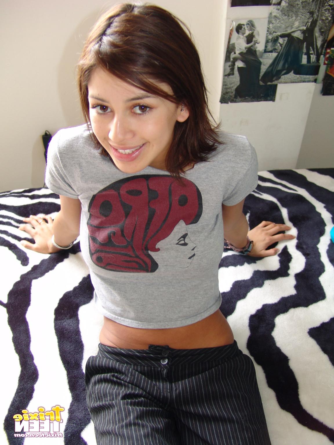 12P Im just a young horny teen waiting for you