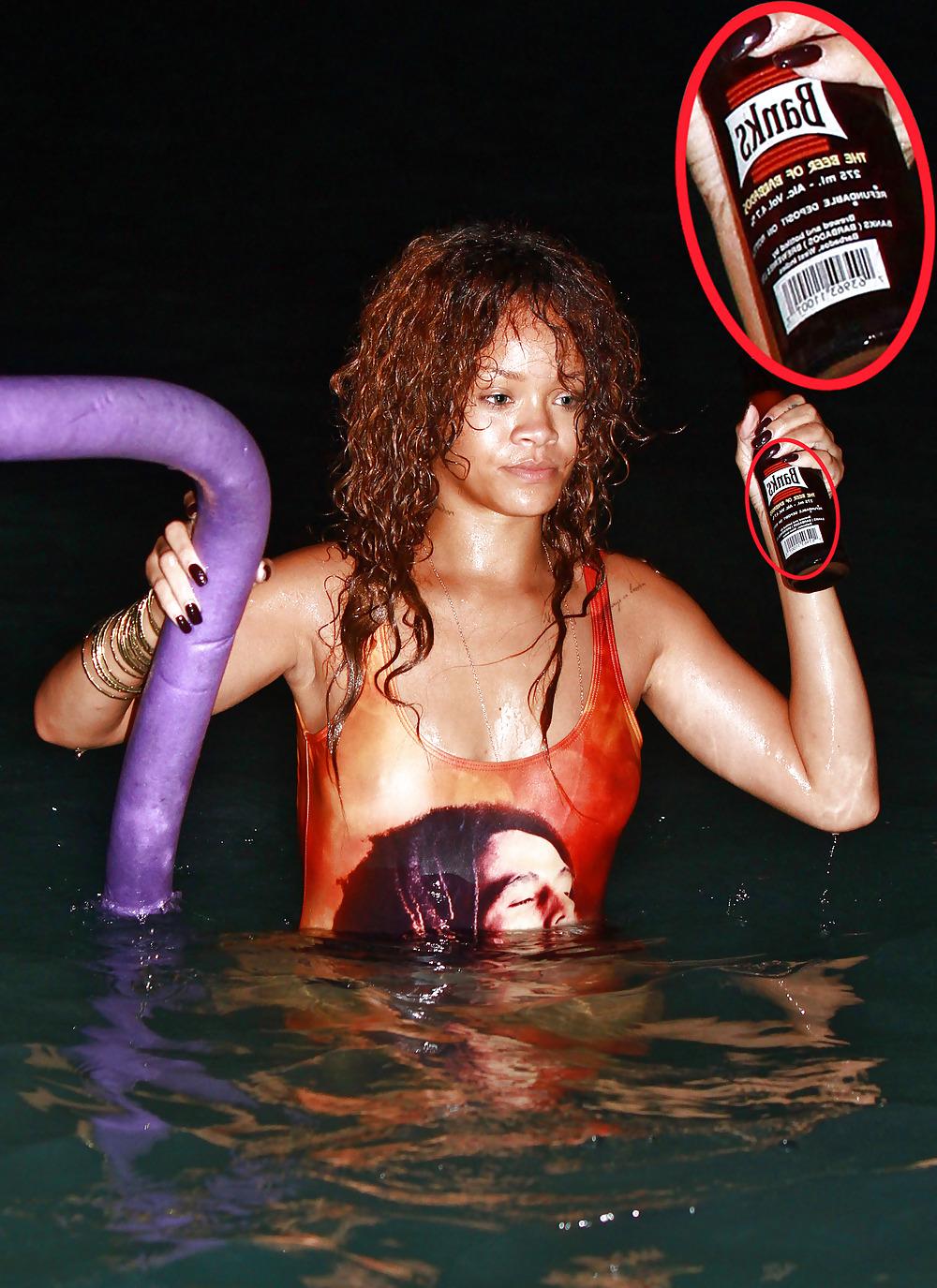 20P Rihanna, SEXY on a yacht in Barbados