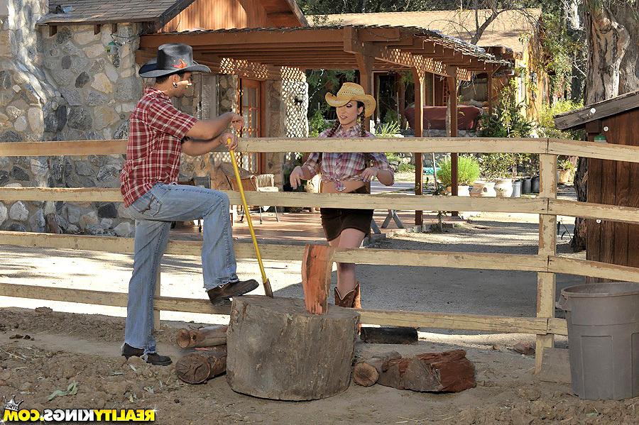 12P Perky titty cow girl gets her ass fucked on the ranch in these hot big bush fuck