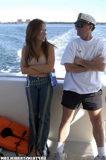 15P Big tits babe shawna handling two cocks in the yacht