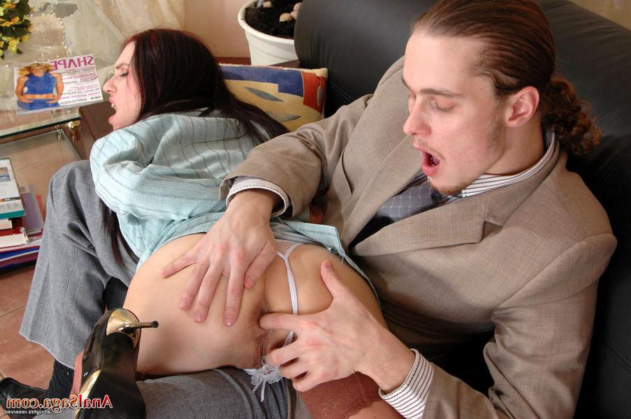 10P Lascivious secretary almost getting off from ass-fingering before wild anal