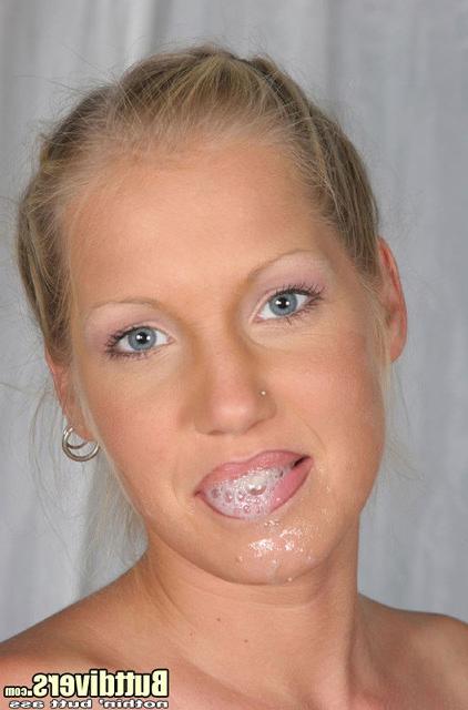 15P Blonde babe ramed deep in the ass