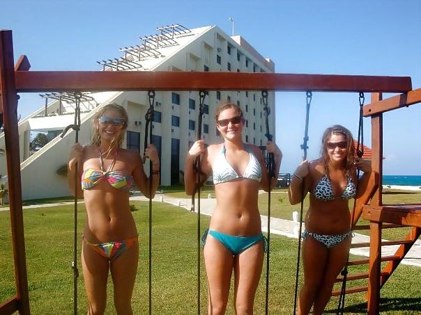 25P Teens at the beach