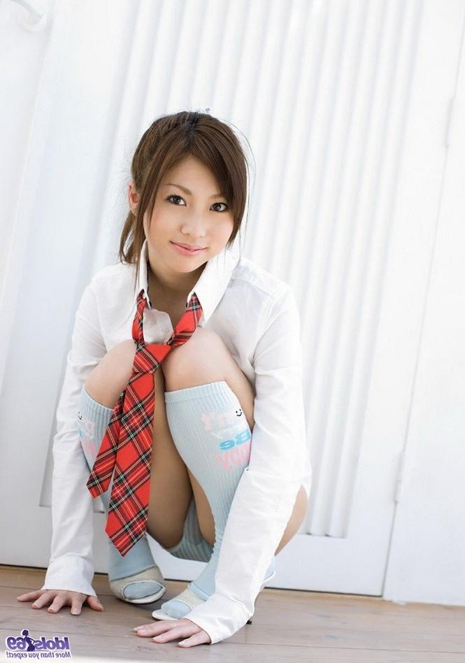 16P Asian student Risa Chigasaki showing ass and pussy