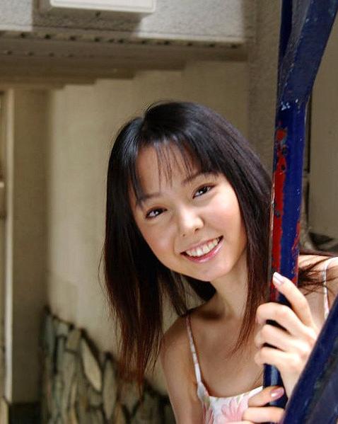15P Hairy Japanese pussy exposed