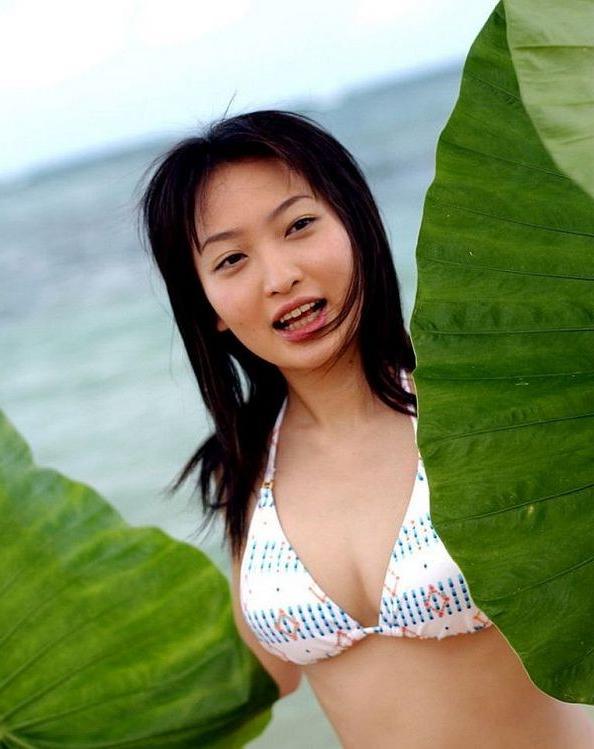 15P Japanese Maiko Kazano shows perfect body and pussy