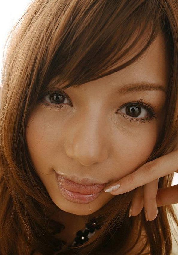 14P Naughty asian teen Tina Yuzuki shows her hairy pussy