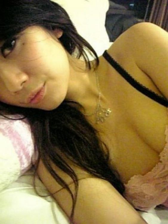 16P Asian coed goes full nude in couch shows squeezable tits