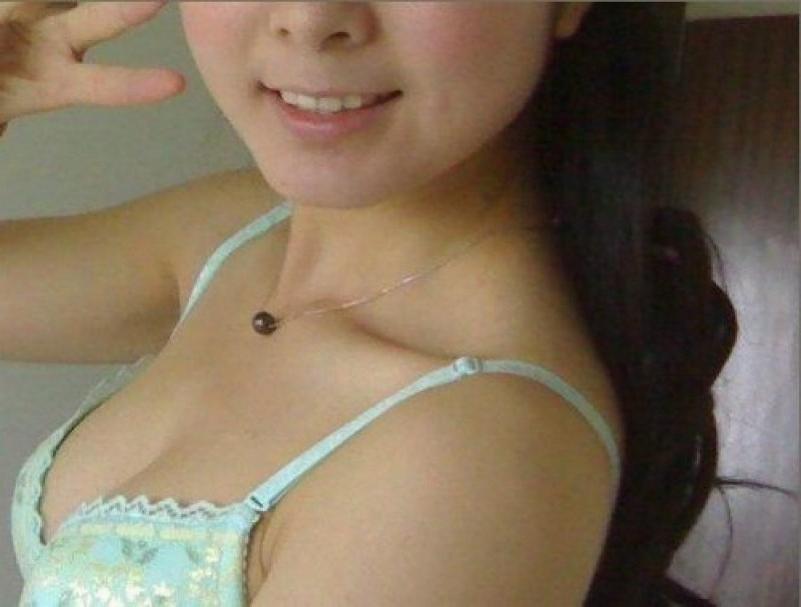 16P Asian coed goes full nude in couch shows squeezable tits