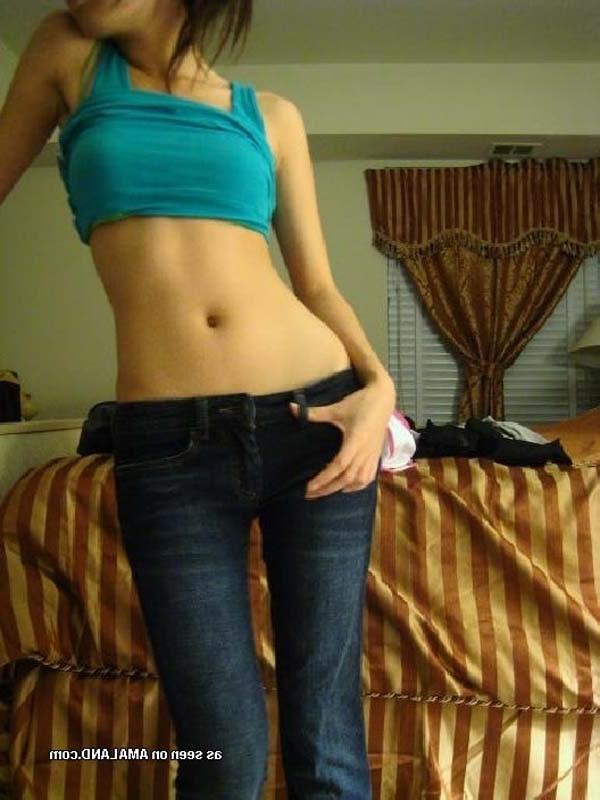 12P Solo Japanese honey in tight jeans pants