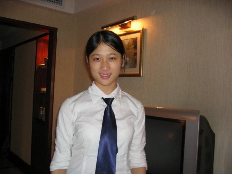 16P Asian coed goes full nude in couch shows squeezable tits
