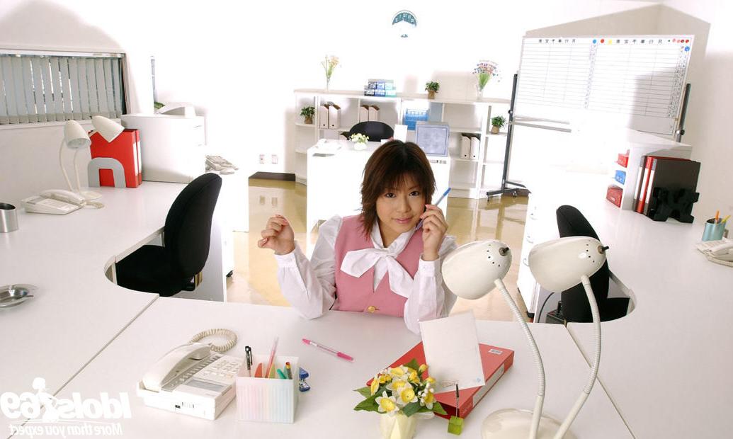 16P Big boob Jap office girl