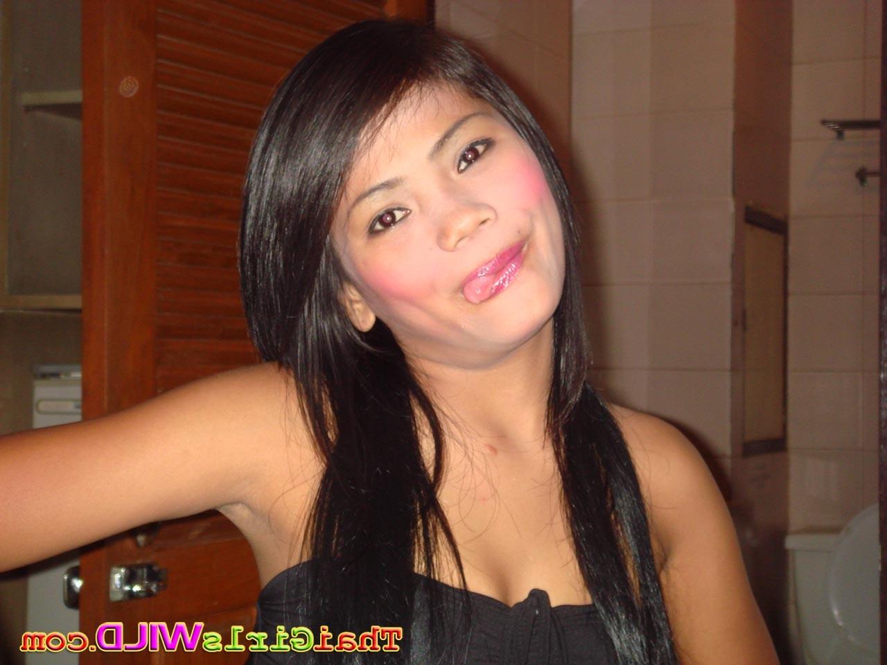 12P Tasty Thai Girlfriends Suck Cock And Flash Perky Tits