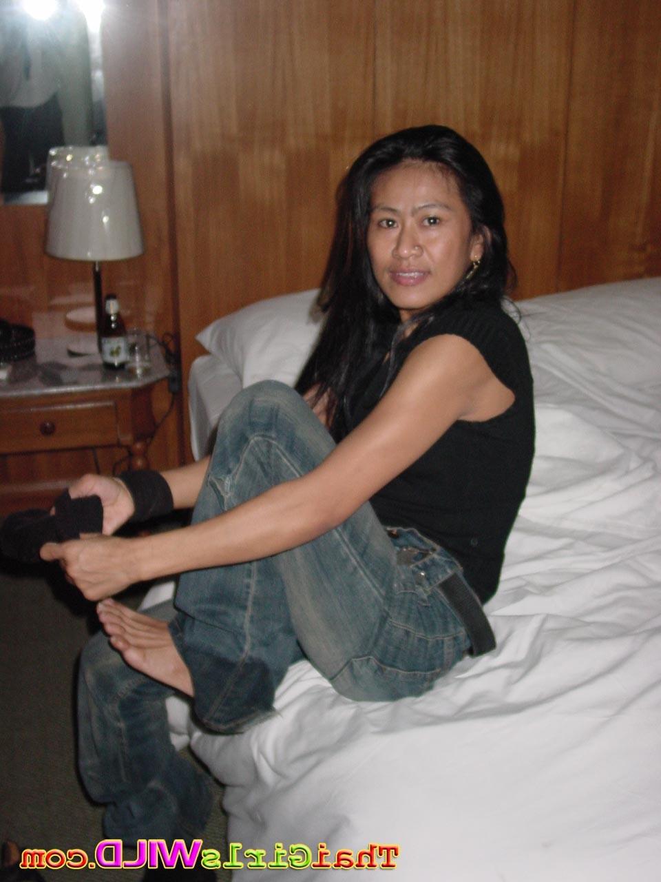 12P Tasty Thai Girlfriends Suck Cock And Flash Perky Tits