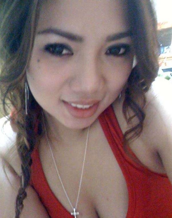 16P Asian coed goes full nude in couch shows squeezable tits