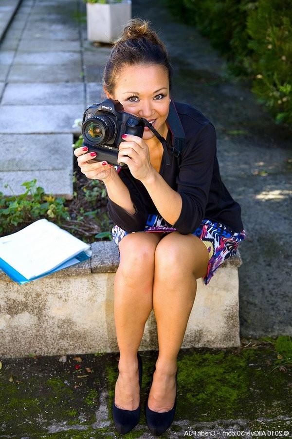 15P Petite Asian Cougar Gets Nude Outside And Shows Off