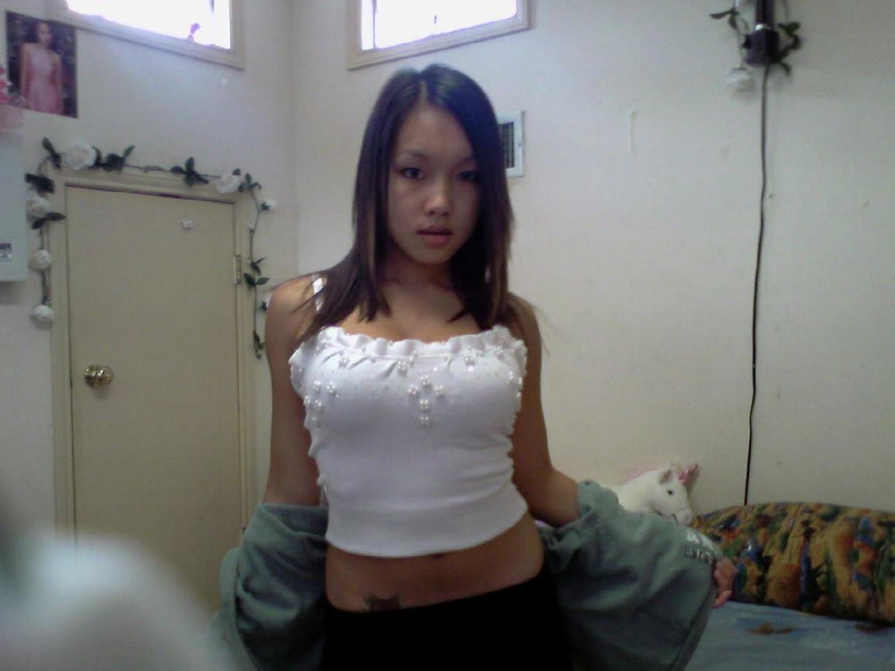 16P Mix of young and wild Asian teen cock suckers only for you
