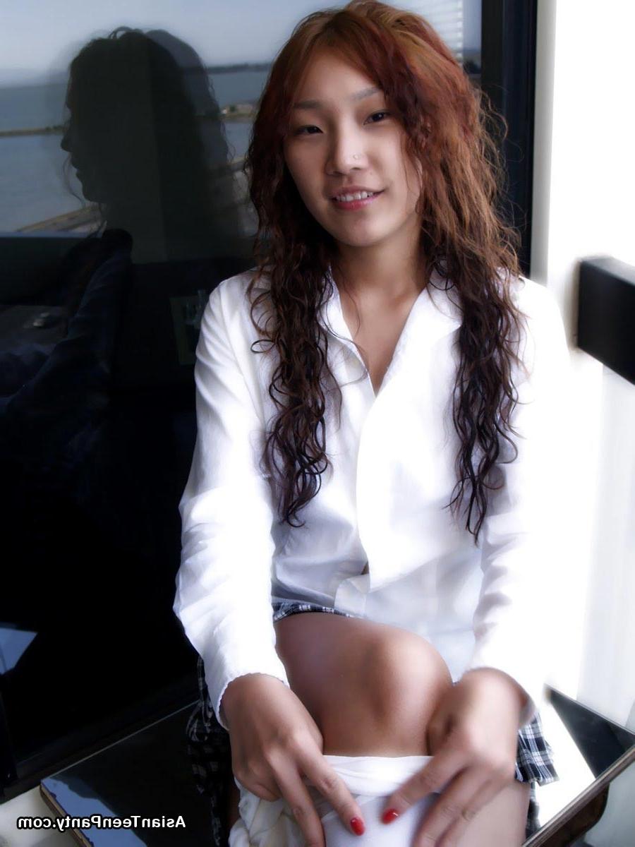 16P asian schoolgirl