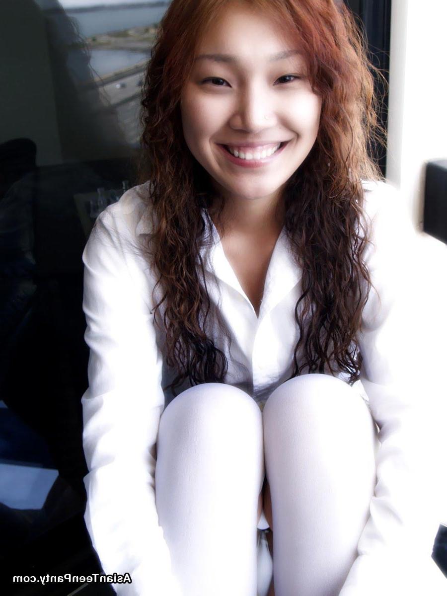 16P asian schoolgirl