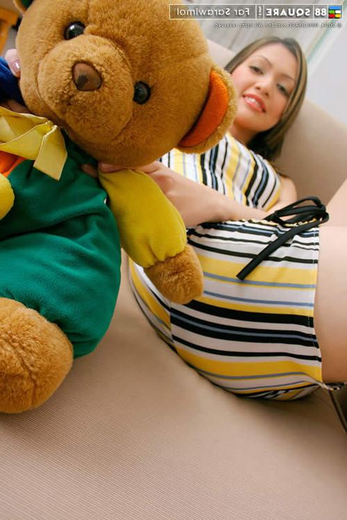 15P Cute young asian babe getting naked