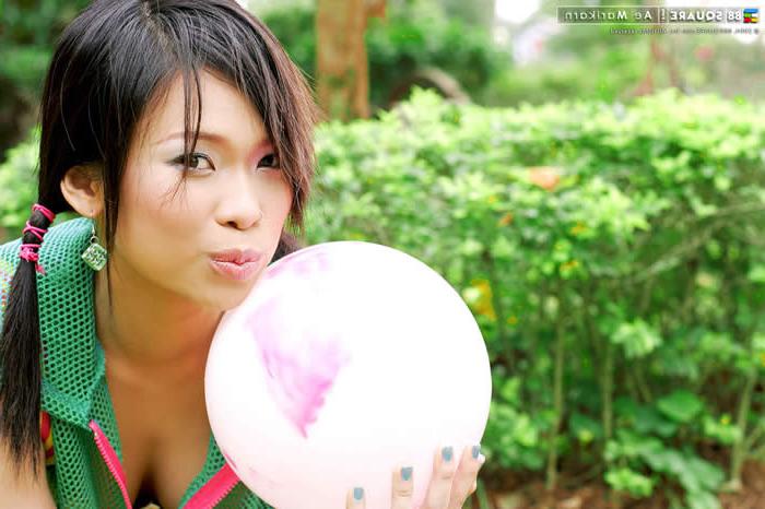 12P Sweet young asian model stripping