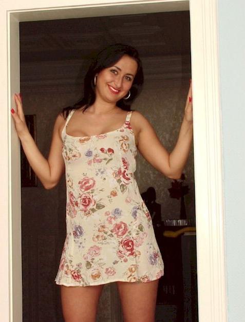 15P Sexy indian flash her pussy