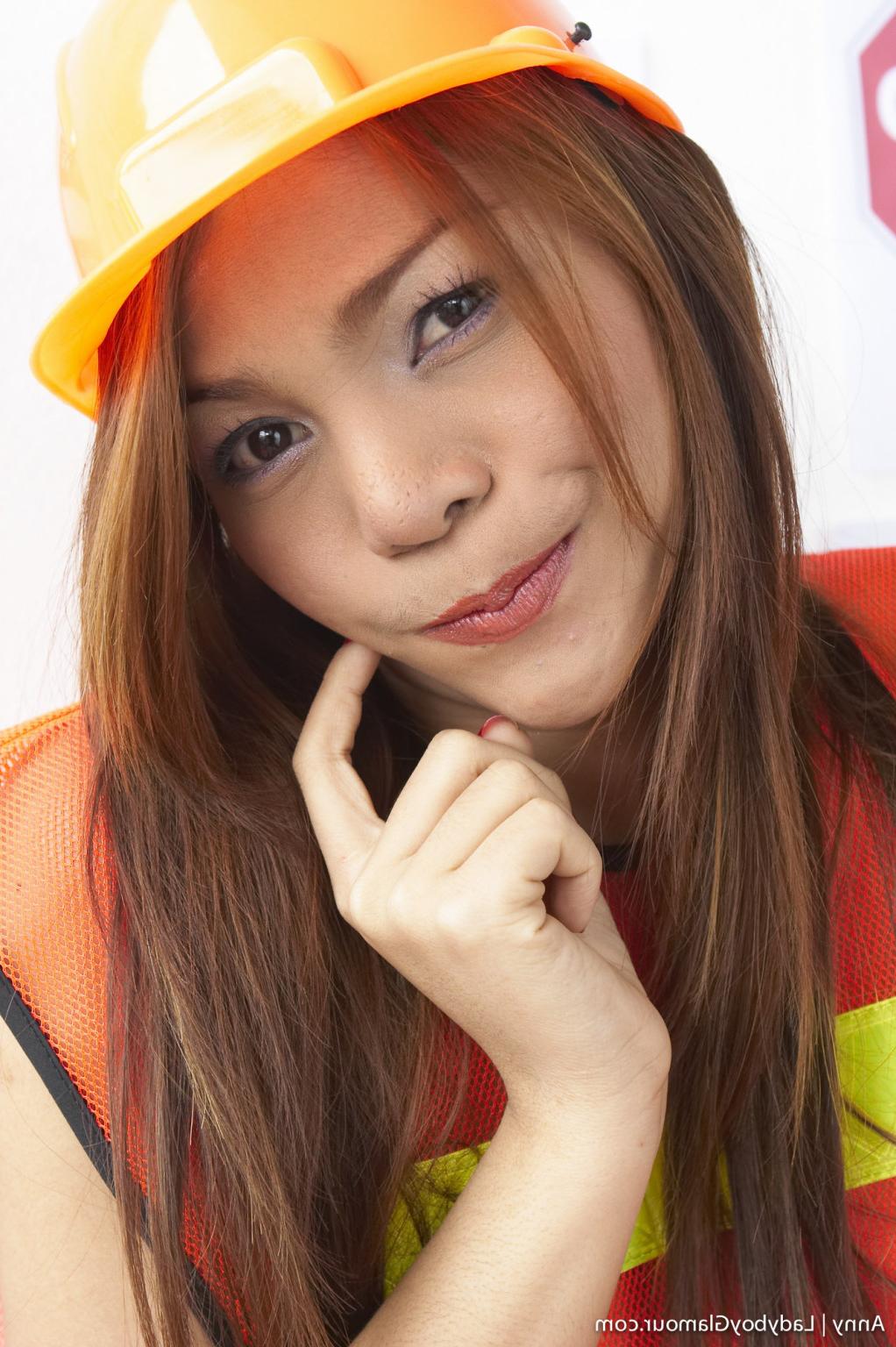 16P Glamour super model ladyboy