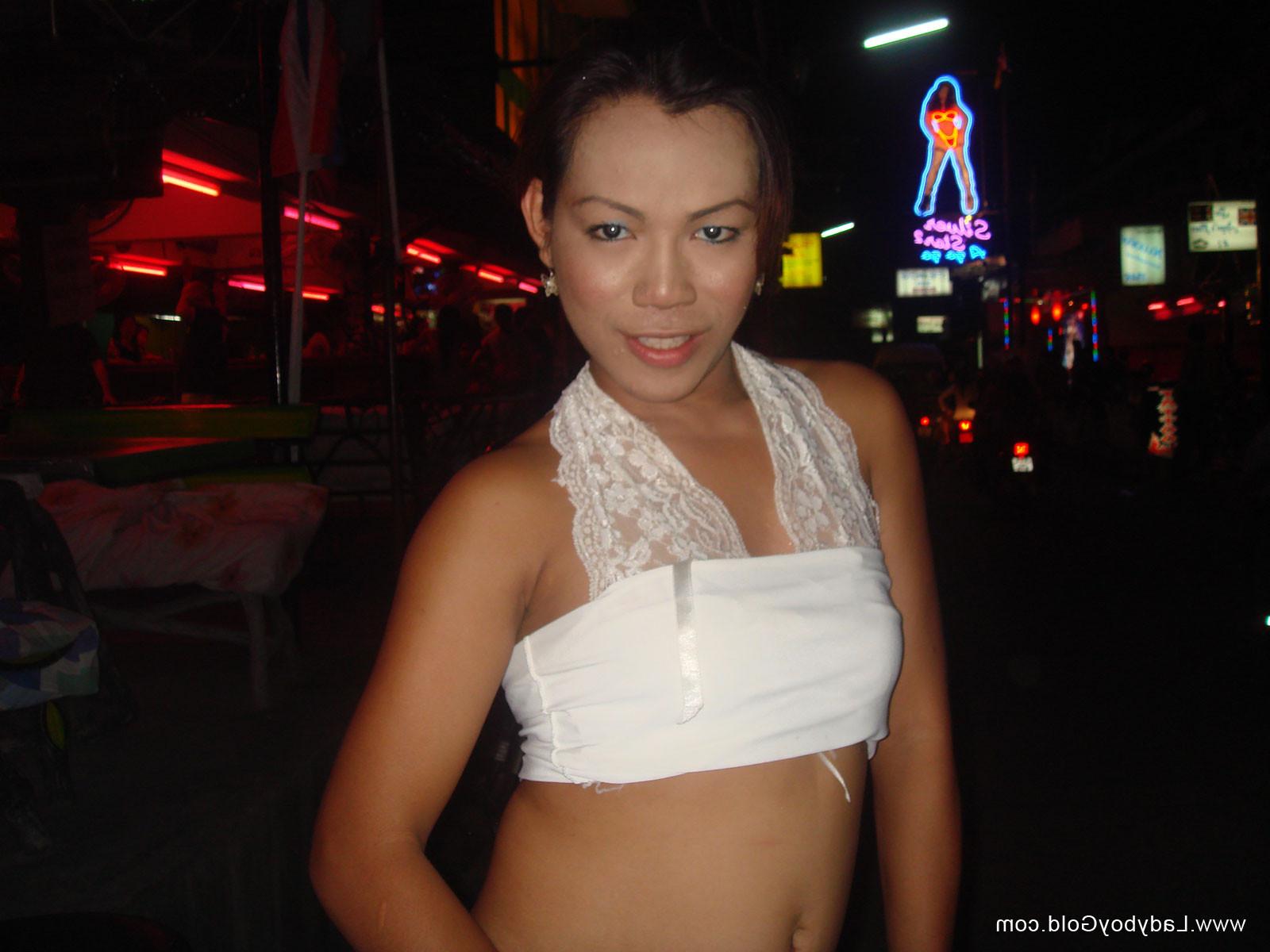 16P Amateur candid Thai ladyboy whores