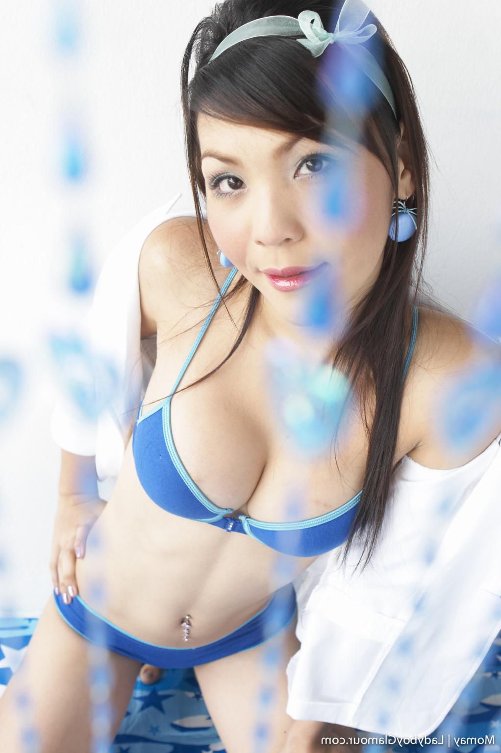 16P Glamour super model ladyboy