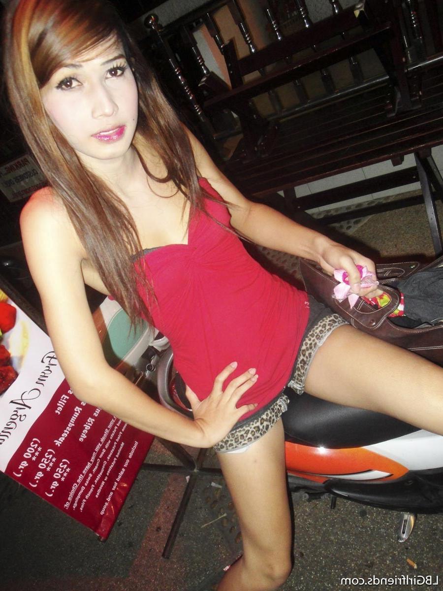 16P Amateur asian ladyboy exgirlfriend