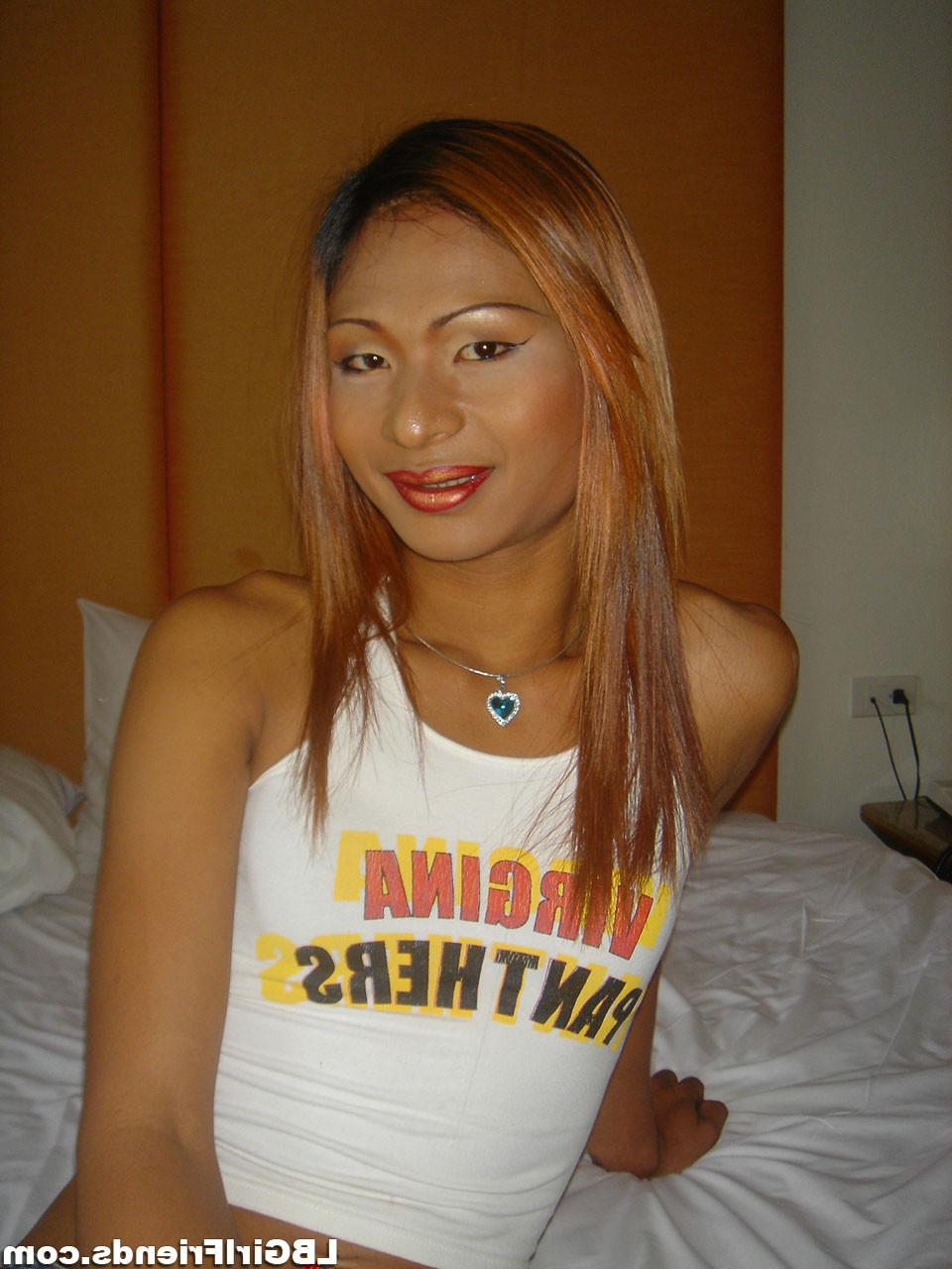 16P Amateur asian ladyboy exgirlfriend in jeans