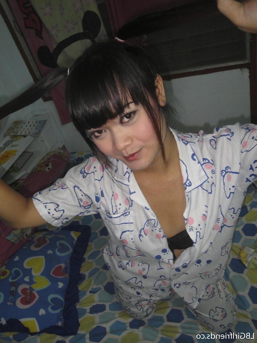 16P Amateur asian ladyboy exgirlfriend