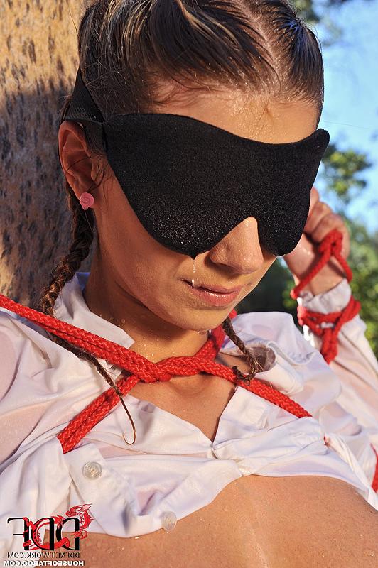 16P Katarina College girl gets sprayed down good