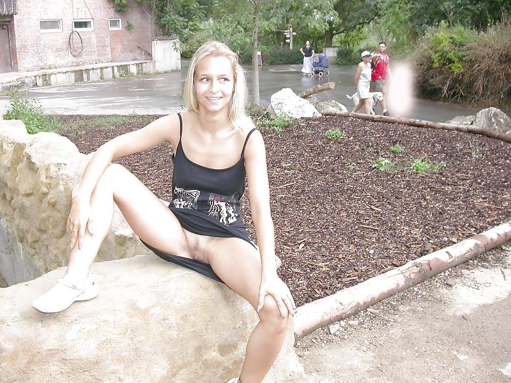 18P Wild girl in the zoo - N. C.