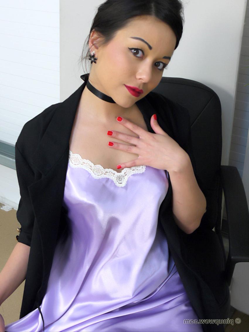 17P Secretary in stockings and sexy lingerie teases 