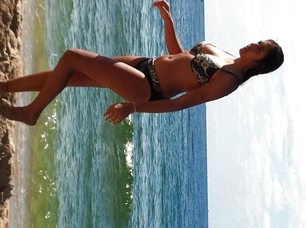 10P Jewish Girl on a beach