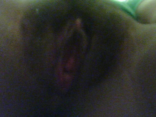 15P Black amateur Eve shows off big ass and floppy tits