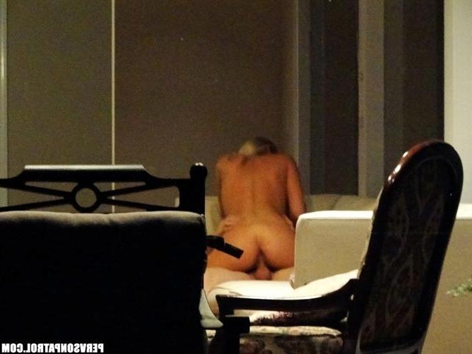 17P Pervert voyeur spying on her hot blondie neighbour fucking